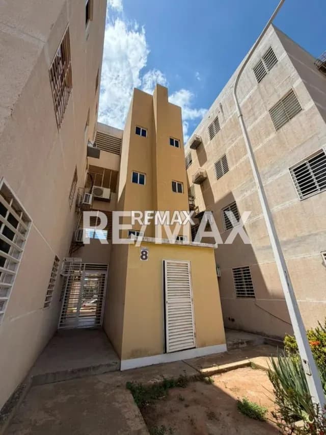 EN VENTA APARTAMENTO EN EL CONJUNTO RESIDENCIAL VILLA LUNA.