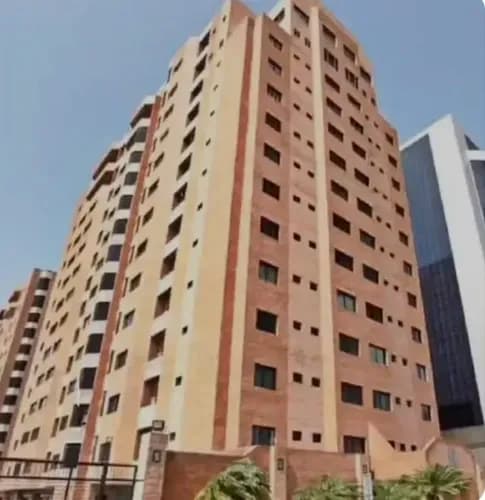 Apartamento En Alquiler En Puerto Ordaz En El Corazón De Alta Vista. Cuenta Con Dos Habitaciones, 3 Baños. Amplio Sala. Cerca De Centros Comerciales, Clínicas, Farmacias, Restaurantes, Y Escuela