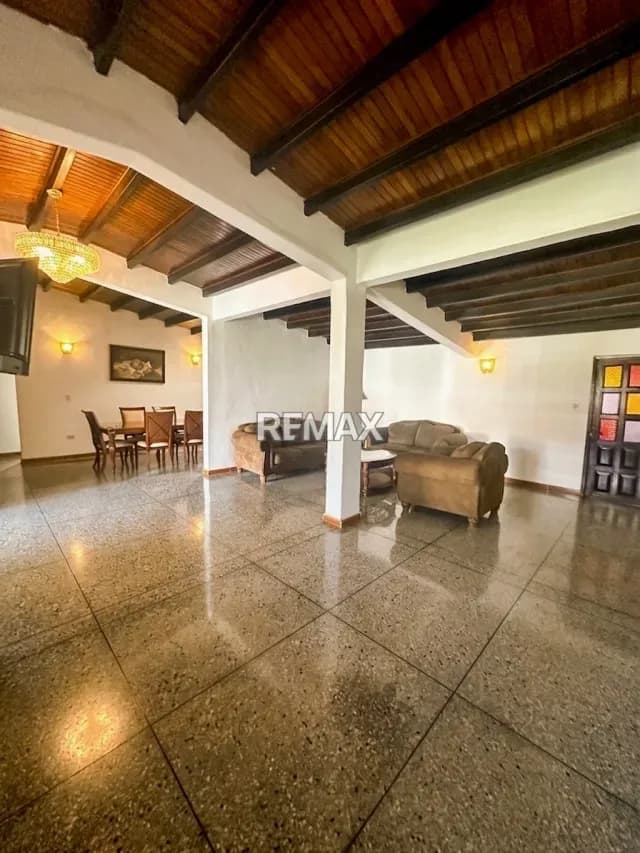 Casa en venta, Urb. Privada Hatoarriba