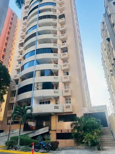 Ad, Apartamento En Alquiler Las Chimeneas Amoblado