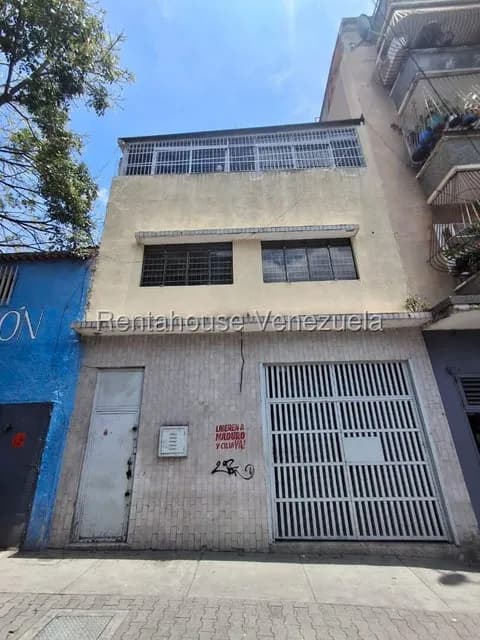 Comercial (Edificio) en Venta en Catia, Distrito Metropolitano