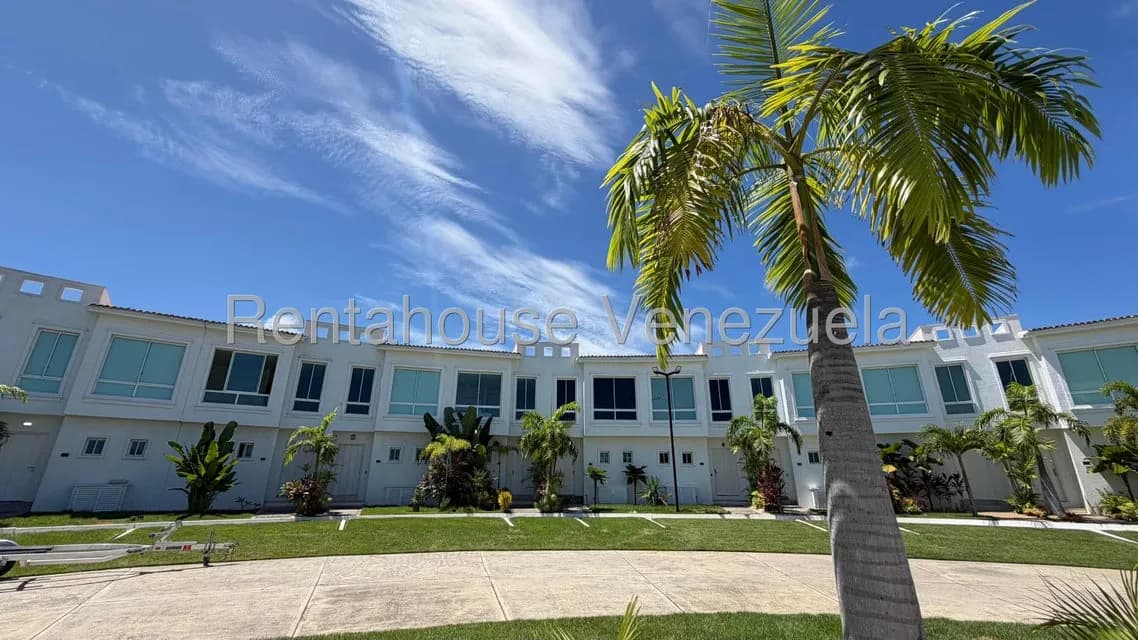 Townhouse (Duplex) en Venta en Puerto Encantado, Miranda