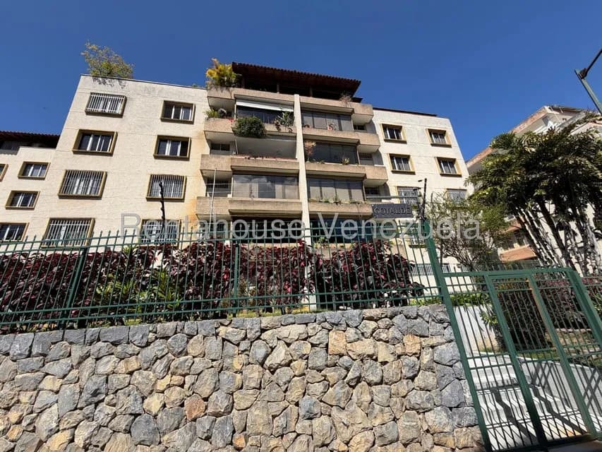 Apartamento (1 Nivel) en Venta en Cumbres de Curumo, Distrito Metropolitano