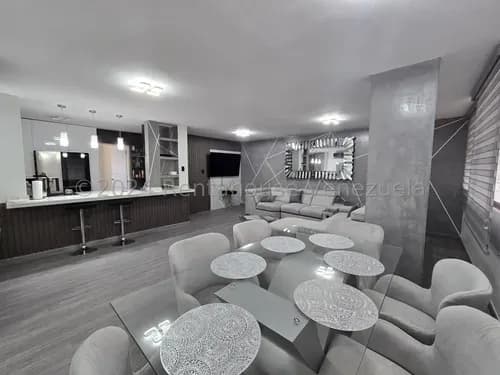 Oportunidad En Santa Mónica: Apartamento 100% Remodelado Y Amoblado Cod. 26-20343 Carlos López