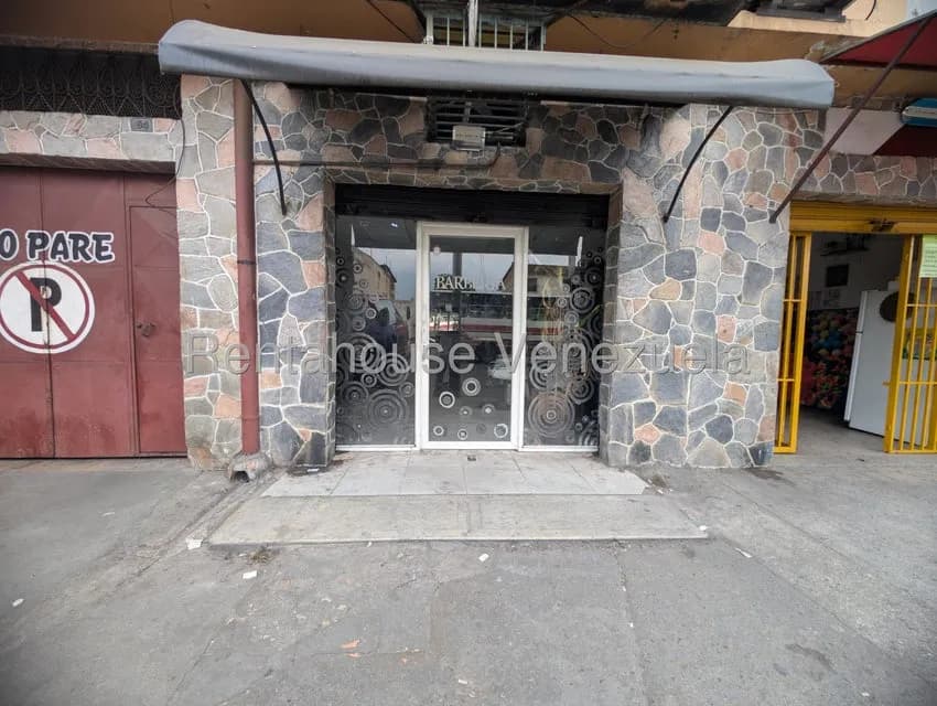 Comercial (Local Comercial) en Alquiler en 23 de Enero, Aragua