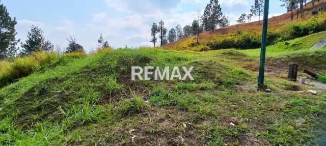 Terreno en Manzanares con Zonificación Comercial y Residencial