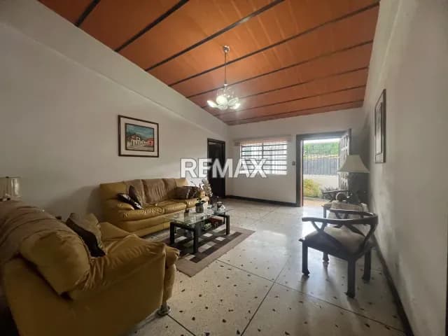 CASA EN VENTA DE UNA SOLA PLANTA UBICADA EN NAGUANAGUA EDO. CARABOBO