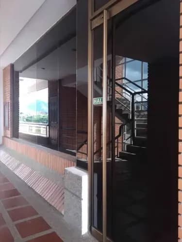 Local Comercial En El C.c. Il Pórtico En Naguanagua En Alquiler 1368 Inmobiliaria Maggi