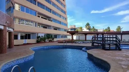 Apartamento En Residencias Vincenzo, Urbanizacion Costa Azul Ic-00158