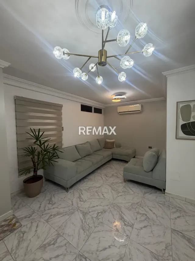 Casa en venta en Urbanizacion Villas del Este plaza