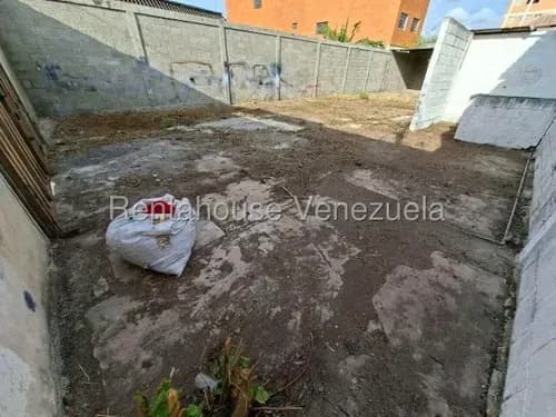 Lcda. Milagros Inmuebles Nazareth Terreno En Venta En Barquisimeto Lara Zona Centro. Codigo Del Inmueble 26-8581 Economica Residencial Economico Comercial