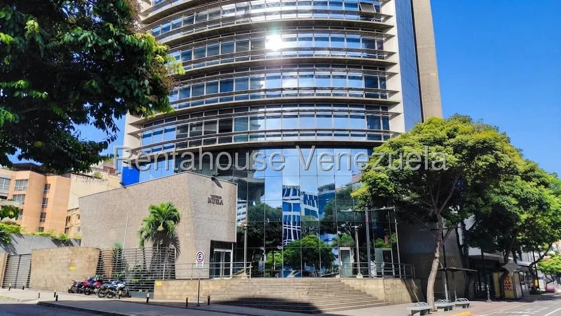 Comercial (Oficina) en Alquiler en Campo Alegre, Distrito Metropolitano
