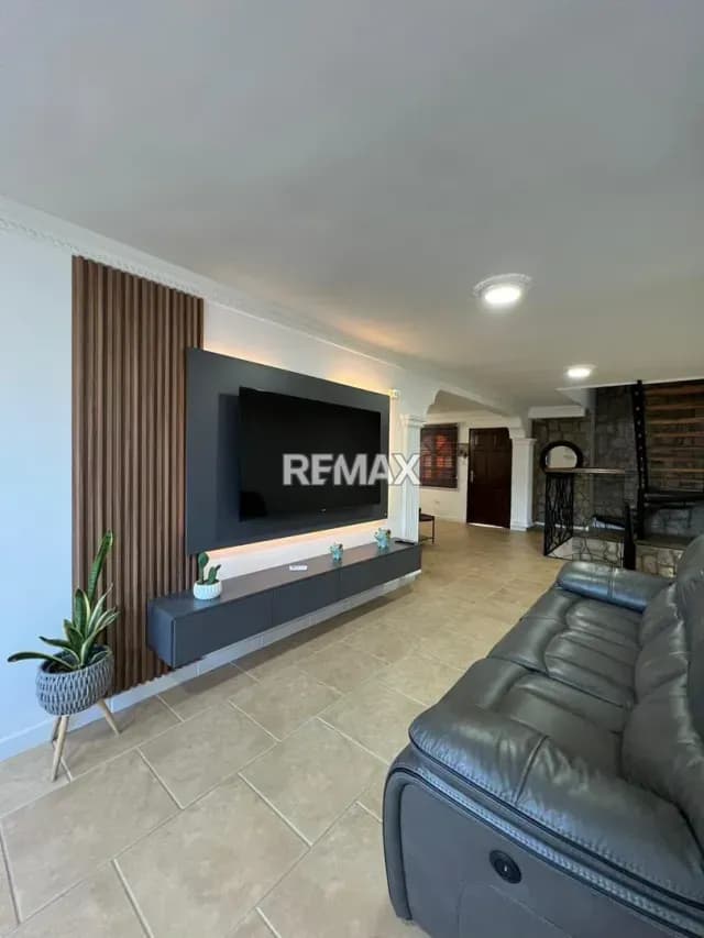 Casa en Venta en el Este en Urbanización Agua Miel