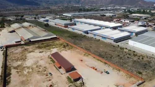 Venta Terreno Industrial-comercial En Los Guayos. 19.643,12m2. Rg