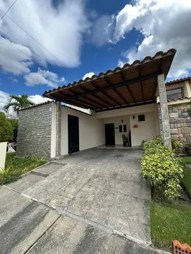 Townhouse En Venta En San Diego Res. Villaserino Country Park, Esquinero, Vigilancia Las 24 Horas, Ubicación Estratégica, Pozo De Agua (dr)