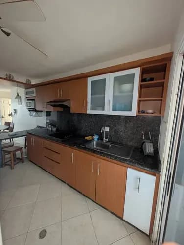 Apartamento Amoblado Ubicado En Tucacas Res. Macarena. Julian Acosta 155.