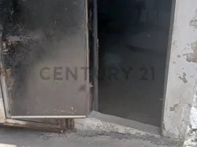 . SEMI SOTANO EXCLUSIVO A PIE DE CALLE. ZONA INDUSTRIAL EN LA TRINIDAD