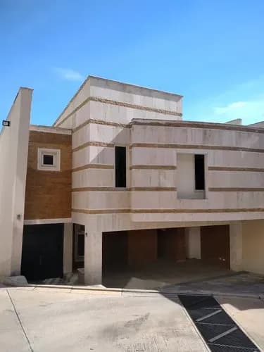 Johana Lazaro Vende Townhouse En Obra Blanca 100% Planta Electrica En Terrazas Del Country **clientes Directos**