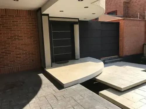 Casa A Estrenar En Res. Lomas Del Country, Guataparo. Plc-1102