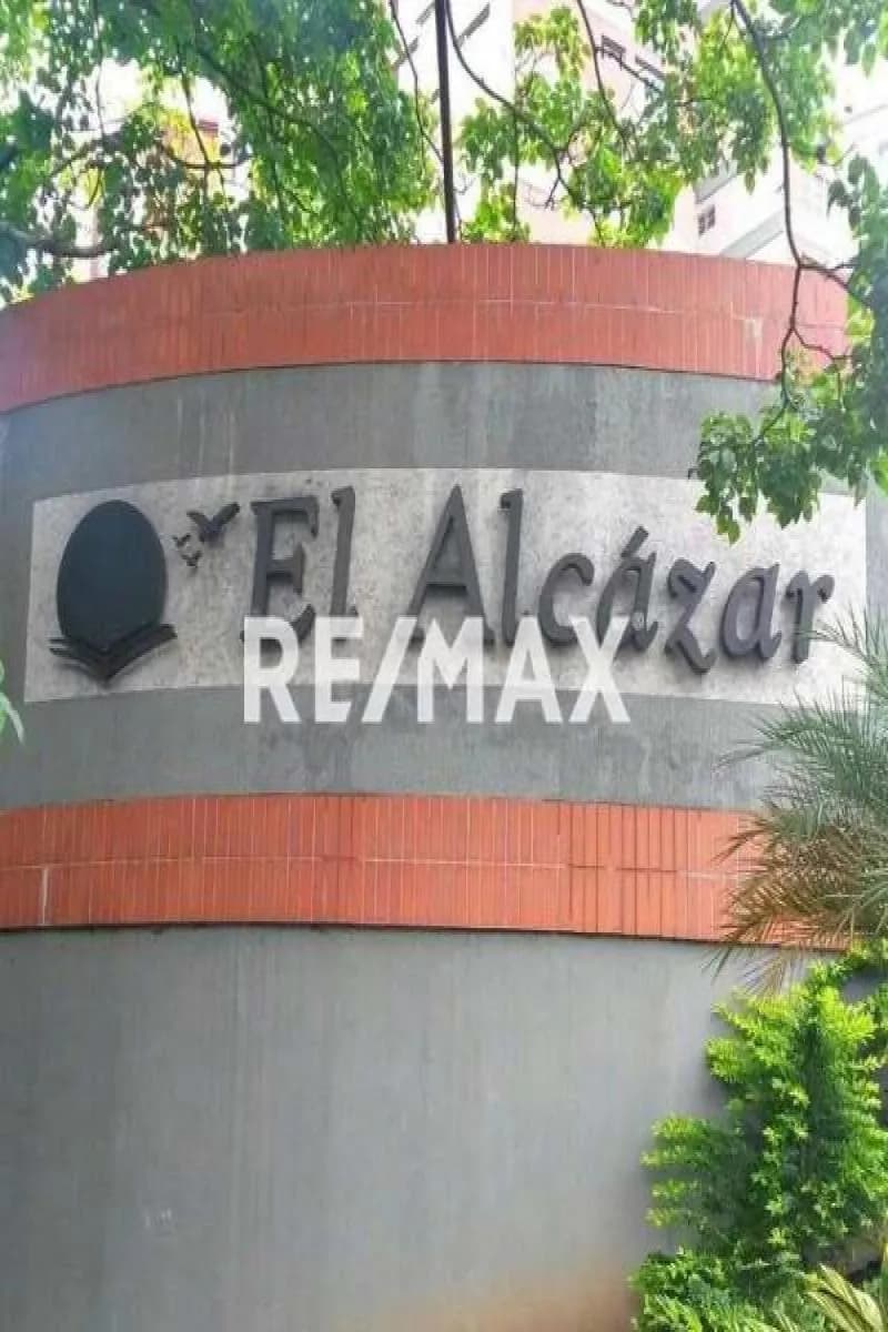 Apartamento en Conjunto Residencial Alcazar, piso 8