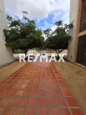 Apartamento Ubicado En El Edificio Pinar