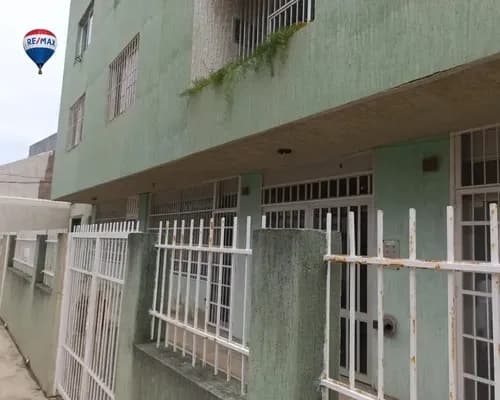 Re/max 2 Mil Alquila Interesante , Cómoda Y Espaciosa Oficina Amoblada, En Sector Genoves, Lista Para Usar, Ubicada En Planta Baja En La Entrada De Un Edificio Seguro