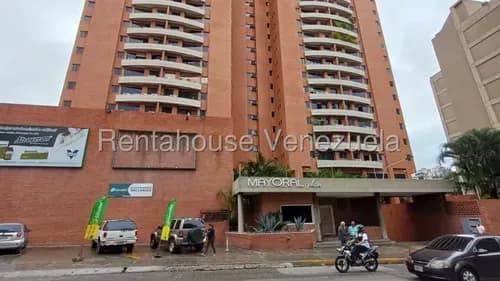 Apartamento En Alquiler, Urb. Santa Monica