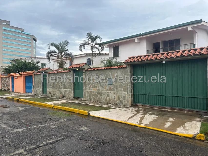 Casa (Duplex) en Alquiler en La Viña, Carabobo