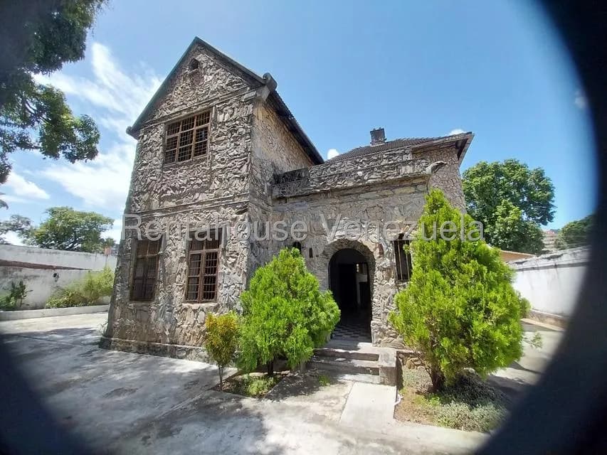 Comercial (Local Comercial) en Alquiler en Avenida Bolivar Norte, Carabobo