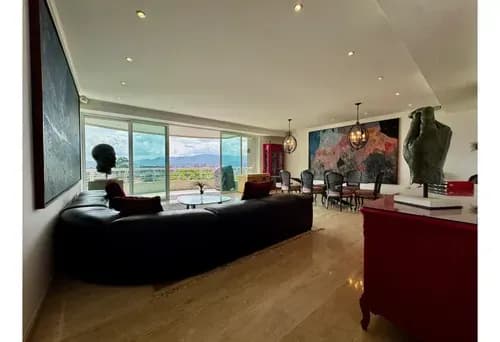 Los Chorros/oportunidad/apto 240m2/en Venta
