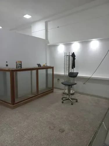 Local Comercial En Venta, (sandra Nino) Centro Valencia, Santa Maria De Seguridad