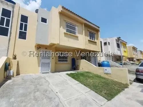 Casa En Venta Santa Rita 26-11411 Yb