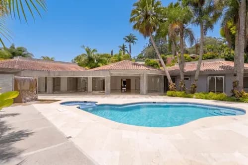 Casa En Venta En La Lagunita Caracas Piscina Remodelada