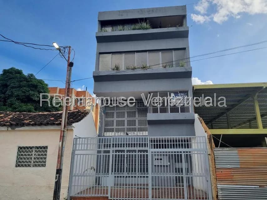 Comercial (Local Comercial) en Alquiler en Centro, Lara