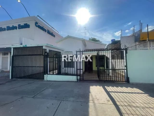 VENTA CASA EN AV LA LIMPIA CON ANEXO