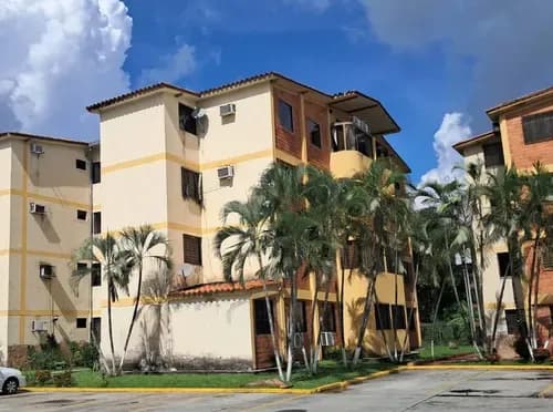 Apartamento En Venta San Diego Res. Chalets Country. 80m2 Más Ático. Conjunto Cerrado Con Excelente Ubicación Cercano A La Av. Don Julio Centeno (mer)