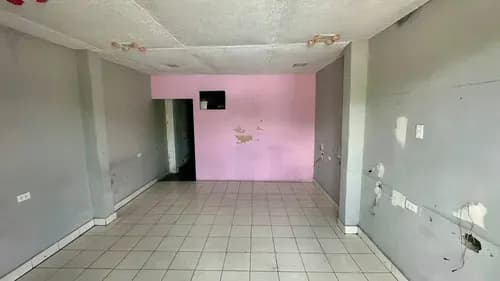 En Venta Local Comercial Ubicado En La Av. Julio Centeno, A Altura El Morro300602 G.g