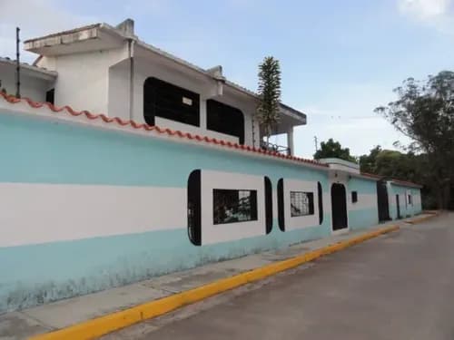 Casa En Venta Amplia En Urb Valle Alto Los Teques