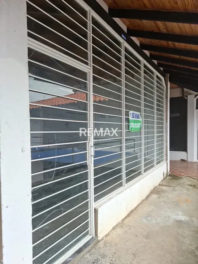 Se vende Local Comercial en el C.C. Coromoto (Primer piso), Maturin, Monagas