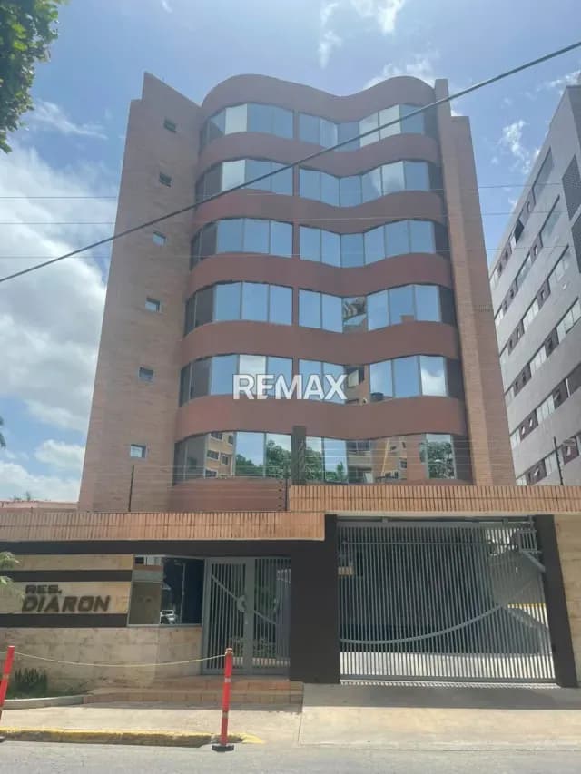 Invierte en tu Proxima Propiedad en Residencias Diaron, La Urbanizacion La Arboleda.