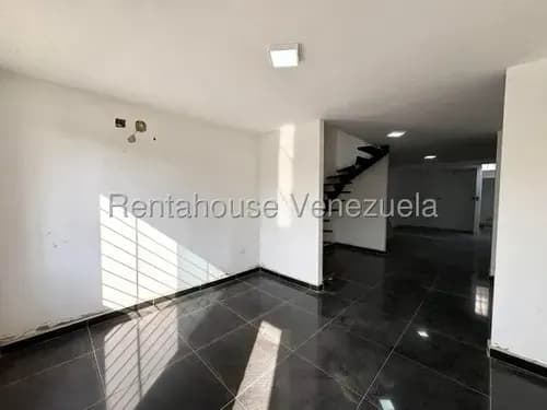 Daniela Linarez Vende Townhouse Con Sala, Comedor, Cocina, 2 Habitaciones, Baño, Tanque Subterráneo 6000 L, Caney, Cancha Deportiva, Terrazas De La Ensenada