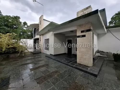 Hermosa Casa En Venta En El Limón Maracay 26-3222 Irrr