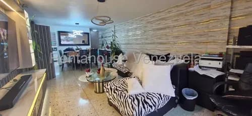 Apartamento En Venta En Los Palos Grandes Con Un Diseño Remodelado Al 90% Listo Para Habitar Mls #26-20690 Bm