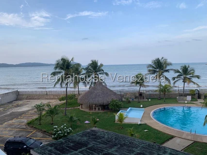Apartamento (1 Nivel) en Venta en Ciudad Balneario Higuerote, Miranda