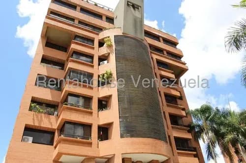 Apartamento Ph En Venta En Los Samanes, Con Excelentes Espacios Y Una Vista Panorámica Maravillosa Listo Para Mudarse Mls #25-12696 Bm
