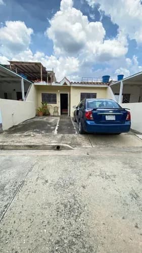 Casa En San Diego En Lomas De La Hacienda Para Remodelar
