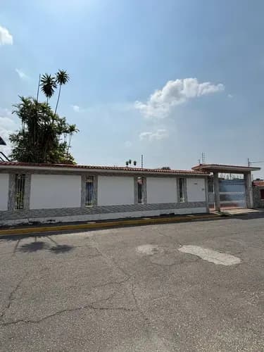 Venta Casa Dúplex, Urbanización El Limón