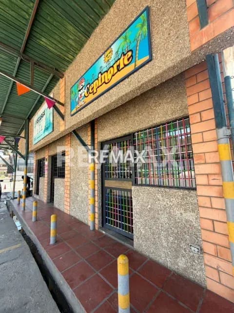 Local en Alquiler Av Santa Rita