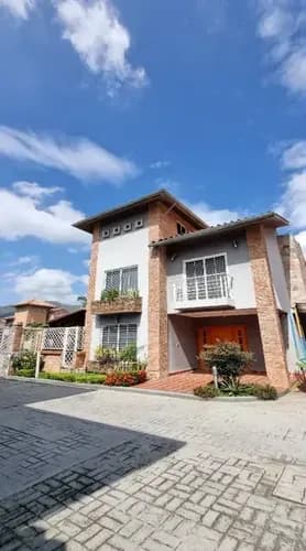 En Venta Casa Tipo Villa En Villas De San Diego Country Club, Valencia.