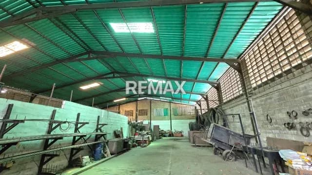 Galpón en venta cerca del mercado municipal de la isabelica